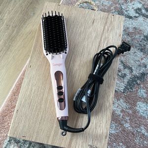 L’ange Le Vite Ceramic Straightening Brush